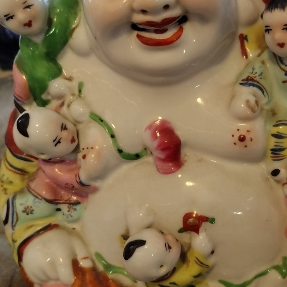VINTAGE!! HAPPY BUDDHA WITH 5 CHILDREN PORCELAIN FAMILLE ROSE - Picture 4 of 5